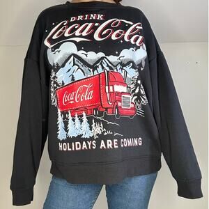 Coca Cola Graphic Winter Theme Sweatshirt “The Holidays are Coming”